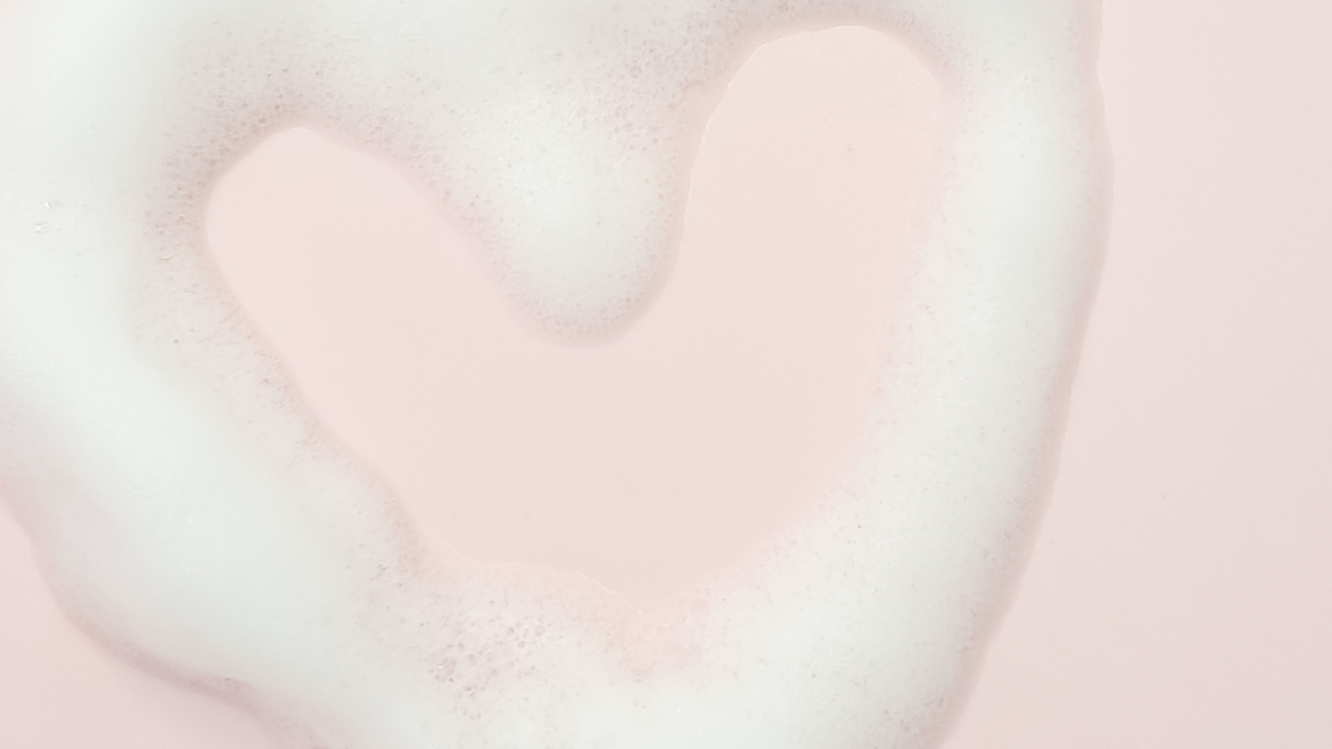 Descubre por qué el bienestar laboral spa en Envigado es clave para ofrecer excelencia en el servicio y construir un equipo profesional sólido en el sector belleza.